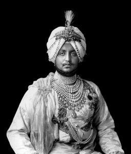 extravagant-jewels-Maharaja-Bhupinder-Singh